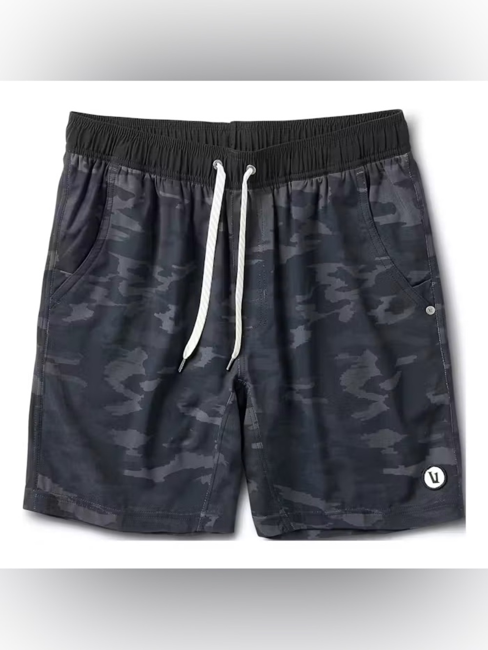 Vuori Kore Performance Shorts 7.5 Black Watercolor Camo XXL